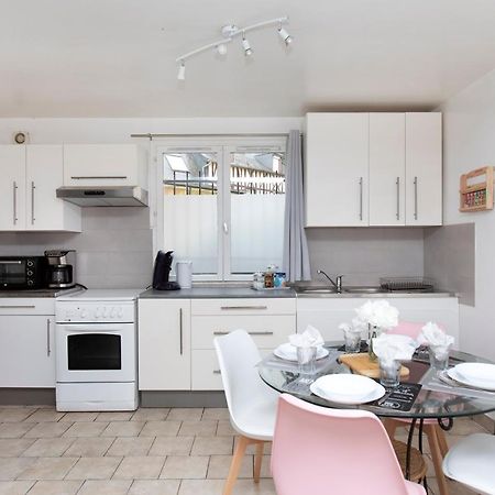La Petite Terrasse - Appartement Spacieux 布里奥讷 外观 照片